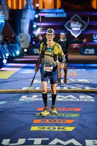 BIB: 6222
                            <button type="button" onclick="openModal(22758185)" class="btn btn-primary btn-sm float-right btn-popup" data-toggle="modal" data-target=".modal-high-quality">
                        <i class="fas fa-shopping-cart"></i> Add to Cart
                    </button>
                                            <button type="button" onclick="isThisMe(22758185, true)" class="btn btn-success btn-sm float-right btn-popup btn-isme hidden" data-toggle="tooltip" data-placement="bottom" title="นี่คือรูปของคุณใช่ไหม คลิกที่นี่เพื่อเอาเข้าอัลบั้ม">
                        <i class="fas fa-plus"></i> Add to album
                    </button>
                    <button type="button" onclick="isThisMe(22758185, false)" class="btn btn-warning btn-sm float-right btn-popup btn-isnotme hidden">
                        <i class="fas fa-ban"></i> Remove from album
                    </button>